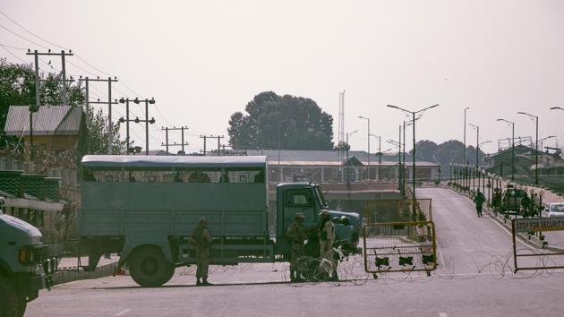 In this picture taken on August 12, 2019, security personnel patrol a street during a lockdown in Srinagar. (Photo: AFP) In this picture taken on August 12, 2019, security personnel patrol a street during a lockdown in Srinagar. (Photo: AFP)