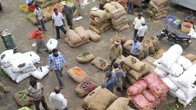 The retail inflation based on Consumer Price Index (CPI) was 3.18 per cent in June and 4.17 per cent in July 2018.(AFP file photo)