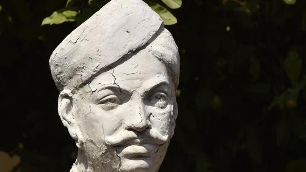Freedom fighter Mangal Pandey’s statute that has developed cracks, at Government Freedom Struggle Museum. It was formally inaugurated on May 10, 2007, to commemorate the 150th year of the first War of Independence. Even the time of inauguration--5pm—was high on symbolism as the Mutiny is said to have started around 5 pm on May 10, 1857. (Sanjeev Verma / HT Photo) Freedom fighter Mangal Pandey’s statute that has developed cracks, at Government Freedom Struggle Museum. It was formally inaugurated on May 10, 2007, to commemorate the 150th year of the first War of Independence. Even the time of inauguration--5pm—was high on symbolism as the Mutiny is said to have started around 5 pm on May 10, 1857. (Sanjeev Verma / HT Photo)