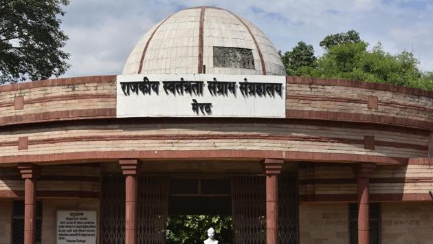 The Government Freedom Struggle Museum in Meerut lies in a state of utter neglect. Located in the NCR city of Meerut, just about 60 km from Delhi, the museum is dedicated to highlighting the role Meerut played in the Revolt of 1857, India’s first war of Independence. Ironically, as the country gears up to celebrate yet another Independence Day, the museum stands as a symbol of government neglect and apathy. (Sanjeev Verma / HT Photo) The Government Freedom Struggle Museum in Meerut lies in a state of utter neglect. Located in the NCR city of Meerut, just about 60 km from Delhi, the museum is dedicated to highlighting the role Meerut played in the Revolt of 1857, India’s first war of Independence. Ironically, as the country gears up to celebrate yet another Independence Day, the museum stands as a symbol of government neglect and apathy. (Sanjeev Verma / HT Photo)