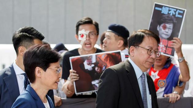 “My responsibility goes beyond this particular range of protest,” Carrie Lam said, adding that violence had pushed the territory into a state of “panic and chaos”. “I, as the chief executive, will be responsible to rebuild the Hong Kong economy, to engage as widely as possible, listen as attentively as possible to my people’s grievances and try to help Hong Kong to move on.” (Thomas Peter / REUTERS) “My responsibility goes beyond this particular range of protest,” Carrie Lam said, adding that violence had pushed the territory into a state of “panic and chaos”. “I, as the chief executive, will be responsible to rebuild the Hong Kong economy, to engage as widely as possible, listen as attentively as possible to my people’s grievances and try to help Hong Kong to move on.” (Thomas Peter / REUTERS)