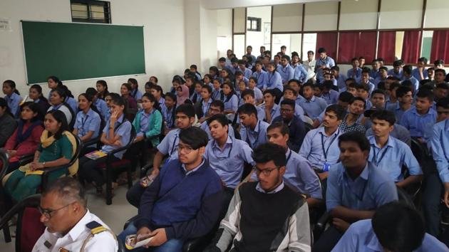 NSS and NCC students will be trained to assist police in various traffic and crowd activities, apart from being called on to man chowks and streets adjoining colleges (HT PHOTO) NSS and NCC students will be trained to assist police in various traffic and crowd activities, apart from being called on to man chowks and streets adjoining colleges (HT PHOTO)