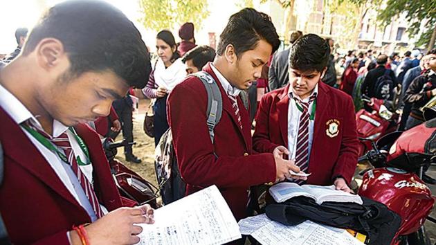 For students belonging to general category in Delhi government schools, the fee was increased from ₹375 to ₹1,500 for Class 10 candidates. (Amal KS/HT PHOTO) For students belonging to general category in Delhi government schools, the fee was increased from ₹375 to ₹1,500 for Class 10 candidates. (Amal KS/HT PHOTO)