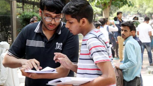 Udita Shri, a student of Fashion Designing and Garment technology in Varansi Polytechnic, has topped in UP Polytechnic results announced on Tuesday. (HT file) Udita Shri, a student of Fashion Designing and Garment technology in Varansi Polytechnic, has topped in UP Polytechnic results announced on Tuesday. (HT file)