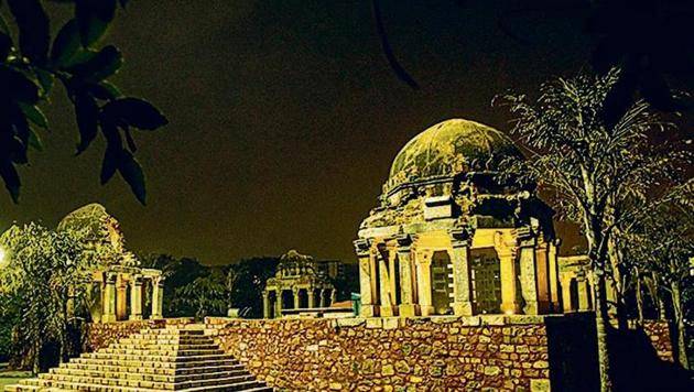 Darya Khan tomb — a Lodi-era monument situated in East Kidwai Nagar — has been illuminated by NBCC as part of the redevelopment project of the area. (Amal KS / Hindustan Times) Darya Khan tomb — a Lodi-era monument situated in East Kidwai Nagar — has been illuminated by NBCC as part of the redevelopment project of the area. (Amal KS / Hindustan Times)