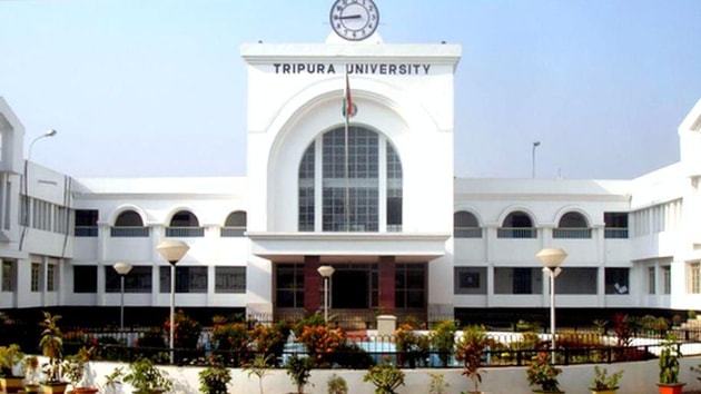 The attack came after Tripura Times’ August 10 report about Moti Kapoor, a sociology teacher at the university, showing karate moves in one of his classes a few days ago. Kapoor has said the report was baseless.(Facebook/ Tripura University) The attack came after Tripura Times’ August 10 report about Moti Kapoor, a sociology teacher at the university, showing karate moves in one of his classes a few days ago. Kapoor has said the report was baseless.(Facebook/ Tripura University)