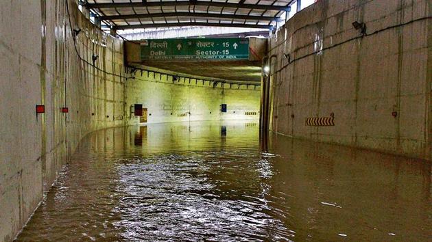 The Rajiv Chowk underpass near Medanta Hospital in Gurugram.(HT Photo)