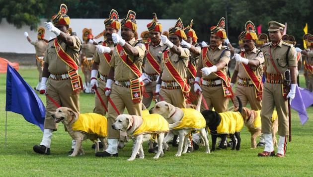 Indian Railway Protection Force (RPF) dog squad personnel march during a ceremony to celebrate country's 73rd Independence Day, in Secunderabad. (Noah SEELAM / AFP) Indian Railway Protection Force (RPF) dog squad personnel march during a ceremony to celebrate country's 73rd Independence Day, in Secunderabad. (Noah SEELAM / AFP)