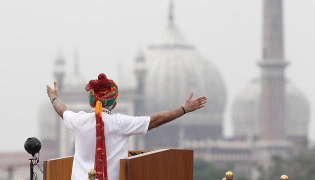 Prime Minister Narendra Modi addressed the nation during Independence Day celebrations at Red Fort in Delhi on August 15, 2019.(REUTERS)