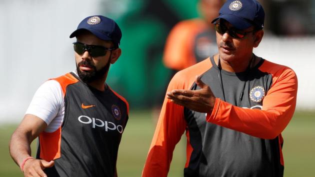 India head coach Ravi Shastri and Virat Kohli during nets.(Reuters)