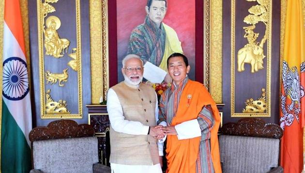 Prime Minister Narendra Modi and Prime Minister of Bhutan Lotay Tshering.(Photo : @MEAIndia/ Twitter)