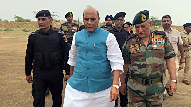 Defence Minister Rajnath Singh and Army Chief Bipin Rawat in Pokhran. (ANI Photo)