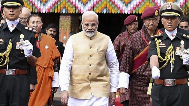 Prime Minister Narendra Modi being welcomed at Tashichhodzong Palace in Thimphu, Bhutan, August 17, 2019.(PTI photo)