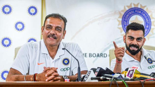 File photo of Ravi Shastri with Virat Kohli.(PTI)