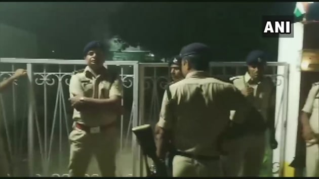 Policemen outside the official residence of Bihar’s Independent MLA Anant Singh in Patna during a raid. (ANI) Policemen outside the official residence of Bihar’s Independent MLA Anant Singh in Patna during a raid. (ANI)