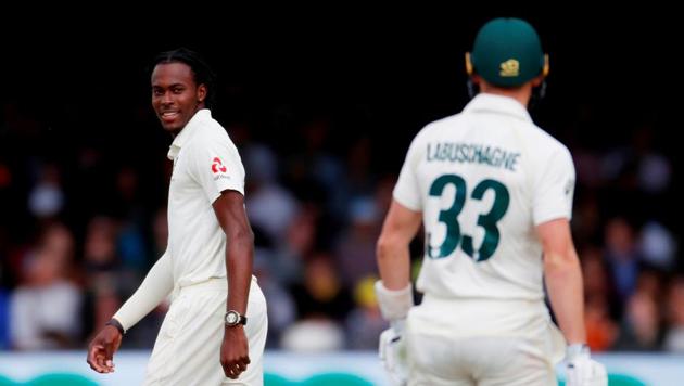 England's Jofra Archer looks to Australia's Marnus Labuschagne(Action Images via Reuters)