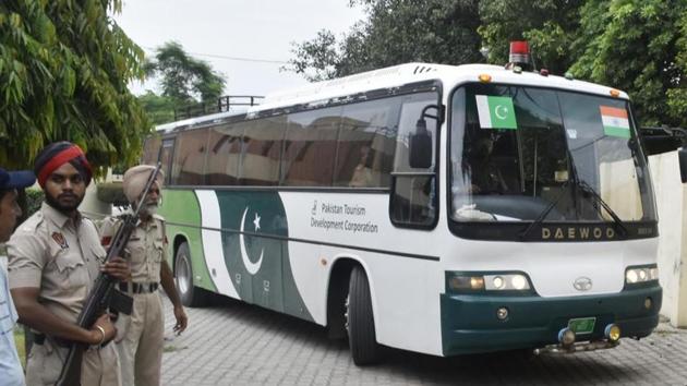 Forty-two residents of Pakistan-occupied-Kashmir(PoK) were stranded in Poonch and six Jammu and Kashmir residents in PoK on Monday after Pakistan refused to open gates on the Line of Control and suspended the weekly Poonch-Rawalakot bus service. Rawalakot lies in PoK. (Sameer Sehgal/ Hindustan Times) Forty-two residents of Pakistan-occupied-Kashmir(PoK) were stranded in Poonch and six Jammu and Kashmir residents in PoK on Monday after Pakistan refused to open gates on the Line of Control and suspended the weekly Poonch-Rawalakot bus service. Rawalakot lies in PoK. (Sameer Sehgal/ Hindustan Times)