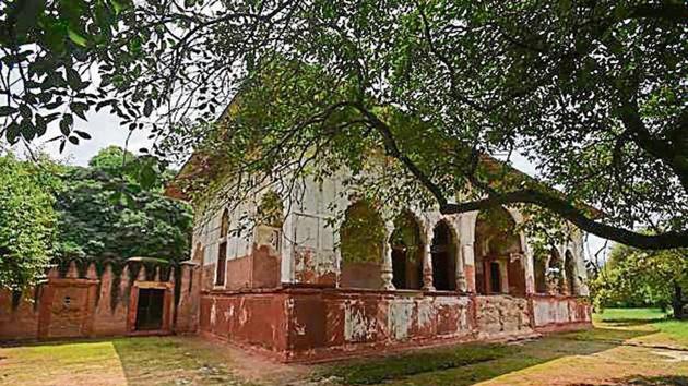Large parts of the garden has disappeared, and the remaining 180 acres converted into a park managed by the DDA. (biplov Bhuyan/HT) Large parts of the garden has disappeared, and the remaining 180 acres converted into a park managed by the DDA. (biplov Bhuyan/HT)