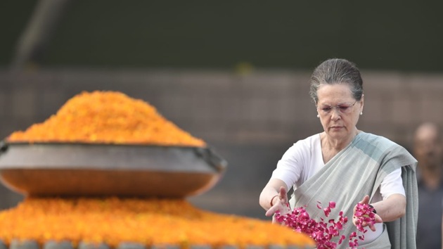 To pay homage and to celebrate former Prime Minister Rajiv Gandhi’s life on his 75th birth anniversary, the Congress has planned a host of events across the country. (Ajay Aggarwal/HT Photo) To pay homage and to celebrate former Prime Minister Rajiv Gandhi’s life on his 75th birth anniversary, the Congress has planned a host of events across the country. (Ajay Aggarwal/HT Photo)