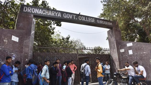 Pooja Khullar, principal, Dronacharya Government College, said that the department had scaled up its efforts in assisting colleges with NAAC accreditation.(Sanjeev Verma/HT PHOTO)