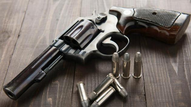 Sub-inspector from Noida had been charged with shooting at Jitendra Yadav (27), a Noida-based gym trainer. (Shutterstock Image) Sub-inspector from Noida had been charged with shooting at Jitendra Yadav (27), a Noida-based gym trainer. (Shutterstock Image)