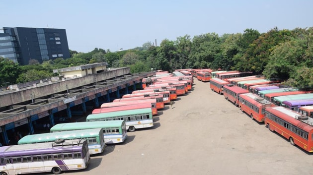 According to MSRTC officials, it will take another six months to install VTS and PIS systems on all the buses in its fleet.(HT image)