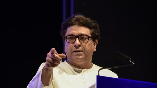 A day before he appears before the ED, MNS chief Raj Thackeray has received support from his cousin and chief of Shiv Sena, Uddhav Thackeray(HT Photo)