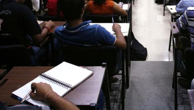 Mumbai - 10th August 2010 - Classroom for Management studies at NMIMS College, Vile Parle - HT Photo by Puneet Chandhok(Hindustan Times)