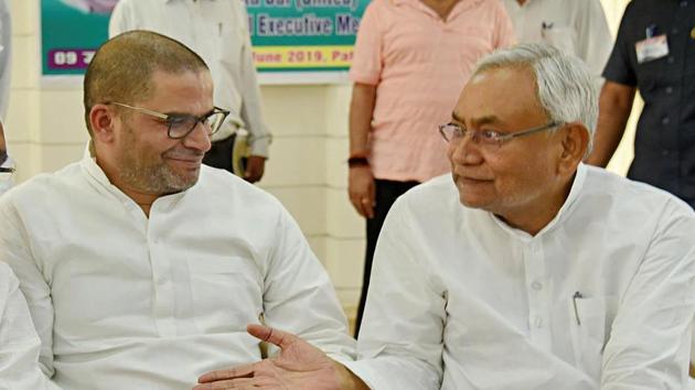 Bihar Chief Minister and Janata Dal United JD(U) National President Nitish Kumar along with party Vice President Prashant Kishor.(Photo: PTI) Bihar Chief Minister and Janata Dal United JD(U) National President Nitish Kumar along with party Vice President Prashant Kishor.(Photo: PTI)