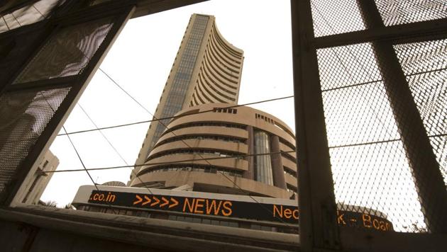 Market benchmark BSE Sensex rebounded from early lows to close 228 points higher on Friday on expectations of FPI tax roll back and some measures by the government to boost growth. (Hindustan Times file photo)