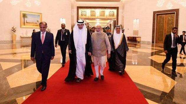 PM Narendra Modi arrived in Abu Dhabi on the 2nd leg of his 3-nation tour.(MEAIndia/Twitter)