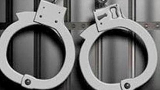 A 26-year-old graduate from Delhi University, who has won a gold in Taekwondo at the national level, was nabbed for conducting a series of snatchings in west Delhi, the police said on Saturday. A 26-year-old graduate from Delhi University, who has won a gold in Taekwondo at the national level, was nabbed for conducting a series of snatchings in west Delhi, the police said on Saturday.