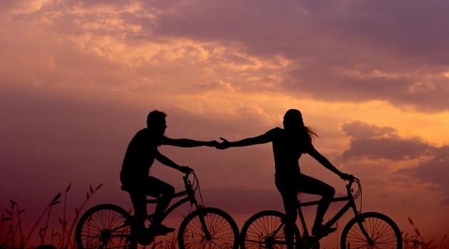 Partner empathy was positively associated with pain tolerance and inversely associated with sensory pain experience.(Unsplash) Partner empathy was positively associated with pain tolerance and inversely associated with sensory pain experience.(Unsplash)