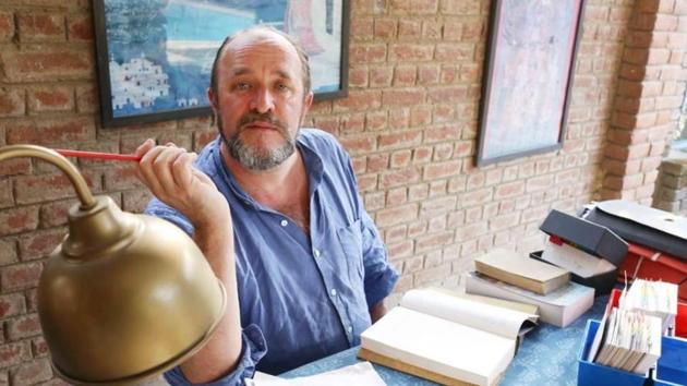 Historian, writer, art curator, as also an award-winning broadcaster and critic, William Dalrymple has written a new book titled The Anarchy - The East India Company, Corporate Violence, And The Pillage Of An Empire.(Mayank Austen Soofi/HT Photo)