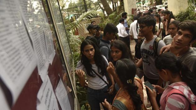 Students check the merit list for admissions to junior colleges.(HT File)