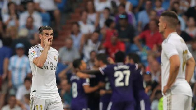 Real Madrid's Gareth Bale reacts after Real Valladolid's first goal.(REUTERS)