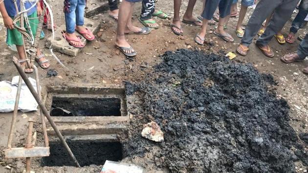 The families of the five victims don’t want file police complaints on the incident. (HT photo(Representational image)) The families of the five victims don’t want file police complaints on the incident. (HT photo(Representational image))