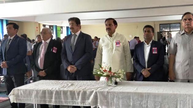 The dignitaries present were chief guest Dr Mahesh Sharma, MP, Dr Sandeep Marwah, SC Tripathi, SC Aggarwal and Dr KD Gupta (HT) The dignitaries present were chief guest Dr Mahesh Sharma, MP, Dr Sandeep Marwah, SC Tripathi, SC Aggarwal and Dr KD Gupta (HT)