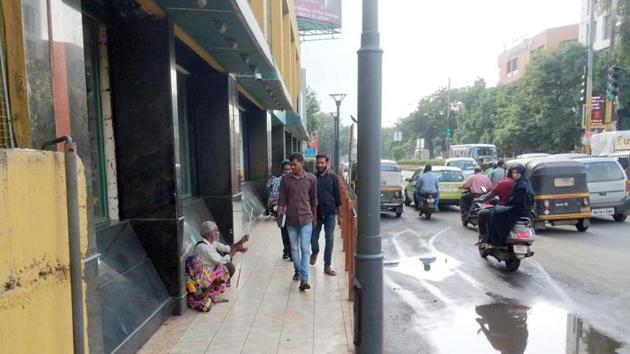 This footpath in front of Dorabjee’s supermarket used to have a gate which was locked. HT’s reportage resulted in the gate being removed. (HT Photo) This footpath in front of Dorabjee’s supermarket used to have a gate which was locked. HT’s reportage resulted in the gate being removed. (HT Photo)