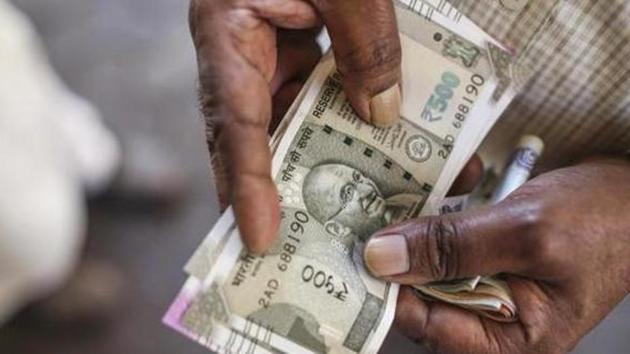 The 10-year government bond yield was at 6.517%, in the morning session. (Bloomberg photo) The 10-year government bond yield was at 6.517%, in the morning session. (Bloomberg photo)