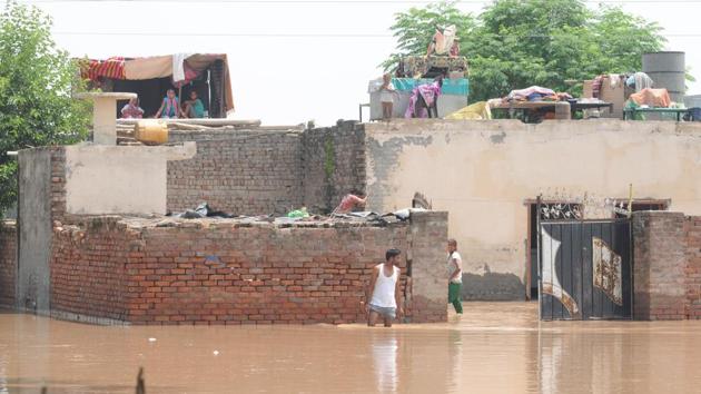 Water released by Bhakra Beas Management Board from Bhakra dam last week is being blamed for floods in the state.(Pardeep Pandit / Hindustan Times)