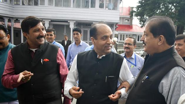 Leader of opposition Mukesh Agnihotri, chief minister Jai Ram Thakur and Congress MLA Ram Lal Thakur arriving to attend the monsoon session in Shimla on Monday.(Deepak Sansta / HT)