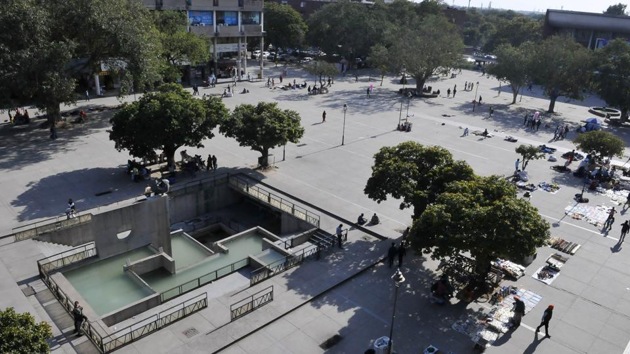 A view of Sector 17 plaza in Chandigarh.(Karun Sharma/HT Photo) A view of Sector 17 plaza in Chandigarh.(Karun Sharma/HT Photo)