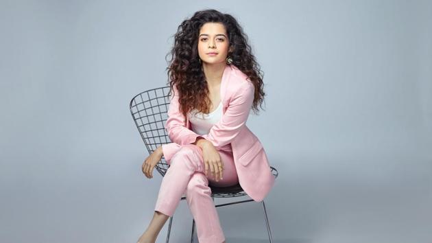 A popular name on the web for the kind of work she has done on the OTT platforms, actor Mithila Palkar enjoys quite a huge fan following.