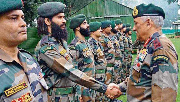 Army Chief General Bipin Rawat with army officers in Baramulla district on August 1, 2019.(ANI file)