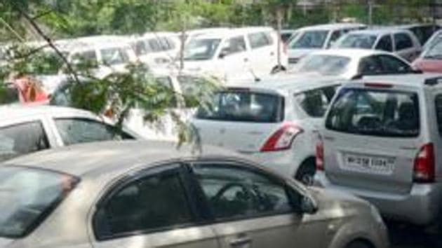 With India’s auto sales declining for the ninth straight month in July, more automotive manufacturers are laying off workers and temporarily halting production to keep costs in check, according to a report.(Shankar Narayan/HT FILE PHOTO)