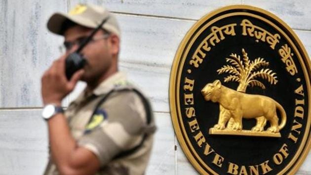 The RBI board approved the record payout on Monday, which includes a dividend of 1.23 trillion rupees and 526.4 billion rupees from its surplus capital.(REUTERS)