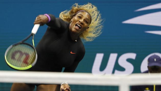 Serena Williams of the United States serves against Maria Sharapova(USA TODAY Sports)