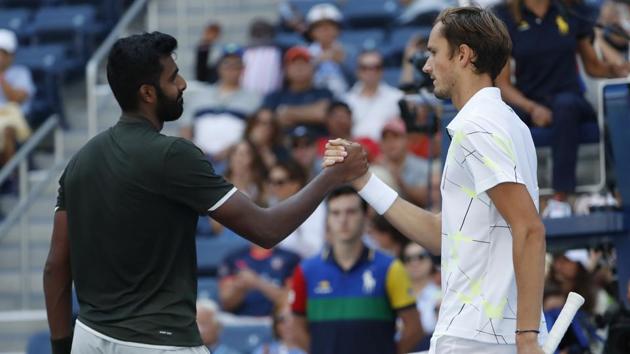 Daniil Medvedev of Russia (R) shakes hands with Prajnesh Gunneswaran of India (L) after their match in the first round on day one of the 2019 U.S. Open tennis tournament(USA TODAY Sports)