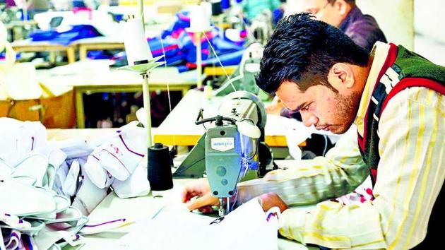 There can be no substitution for the experience one obtains when they work in the industry. (HT) There can be no substitution for the experience one obtains when they work in the industry. (HT)